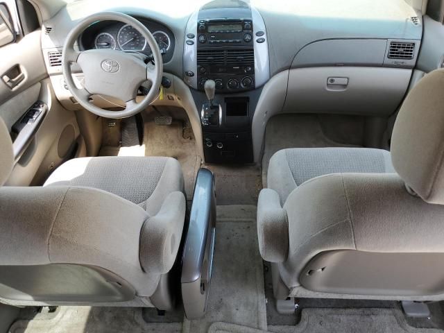 2006 Toyota Sienna CE