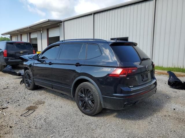 2022 Volkswagen Tiguan SE R-LINE Black