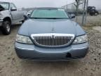 2004 Lincoln Town Car Executive