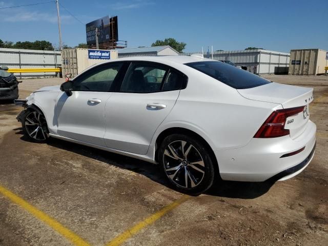 2024 Volvo S60 Plus