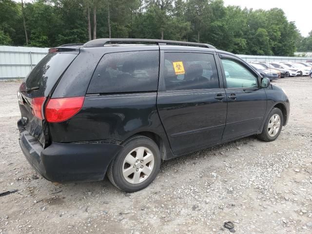 2008 Toyota Sienna XLE