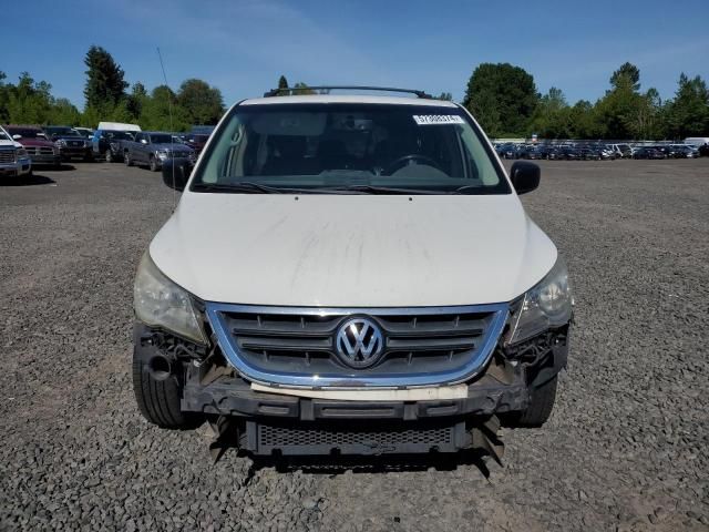 2009 Volkswagen Routan S