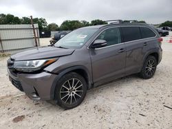 Salvage cars for sale at New Braunfels, TX auction: 2018 Toyota Highlander SE