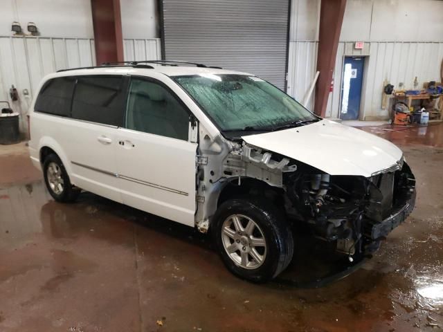 2010 Chrysler Town & Country Touring