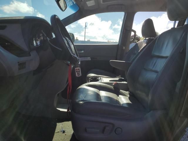 2015 Toyota Sienna XLE