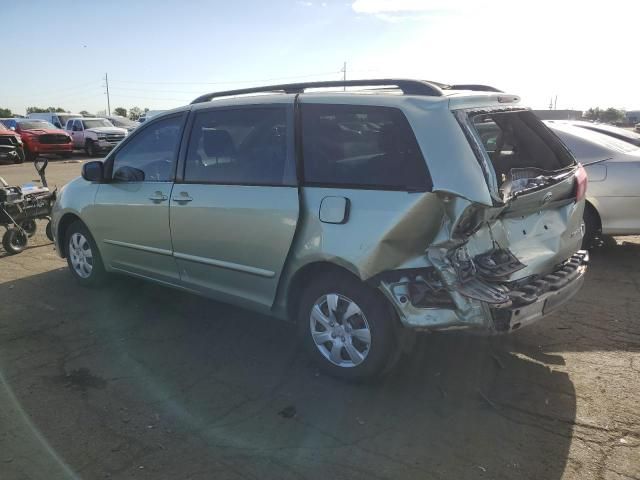 2009 Toyota Sienna CE