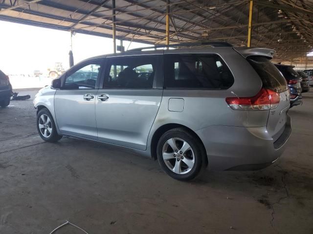 2011 Toyota Sienna LE