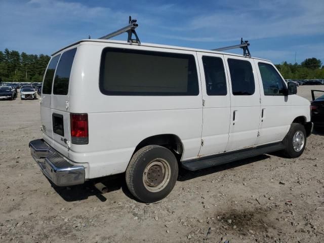 2013 Ford Econoline E350 Super Duty Wagon