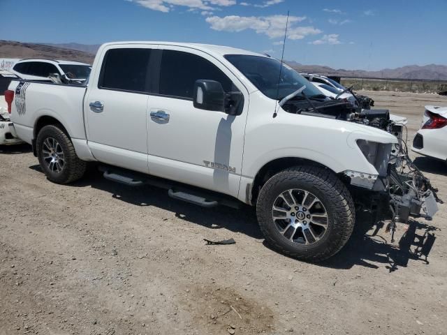 2021 Nissan Titan SV