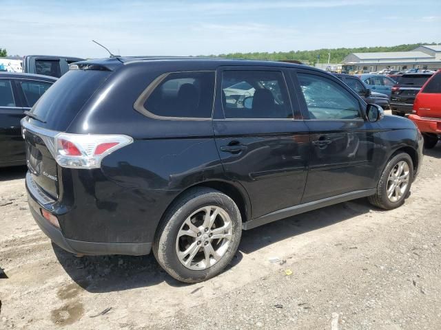 2014 Mitsubishi Outlander SE