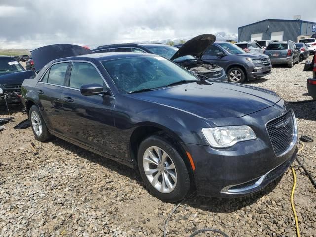 2015 Chrysler 300 Limited