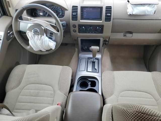 2007 Nissan Pathfinder LE