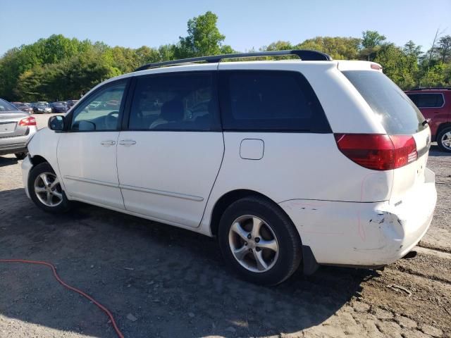 2005 Toyota Sienna CE