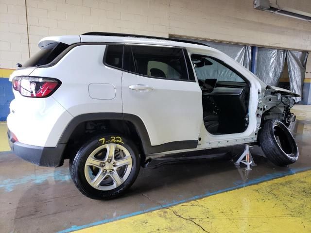 2023 Jeep Compass Latitude