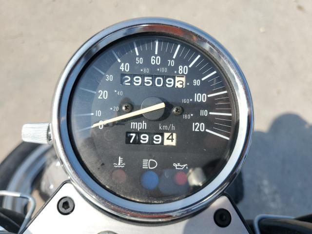 1999 Suzuki VZ800