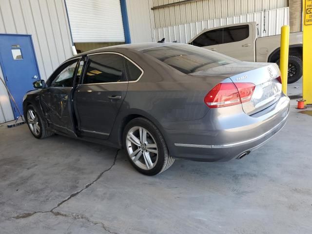 2013 Volkswagen Passat SEL