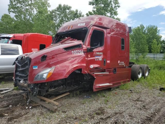 2020 Freightliner Cascadia 126