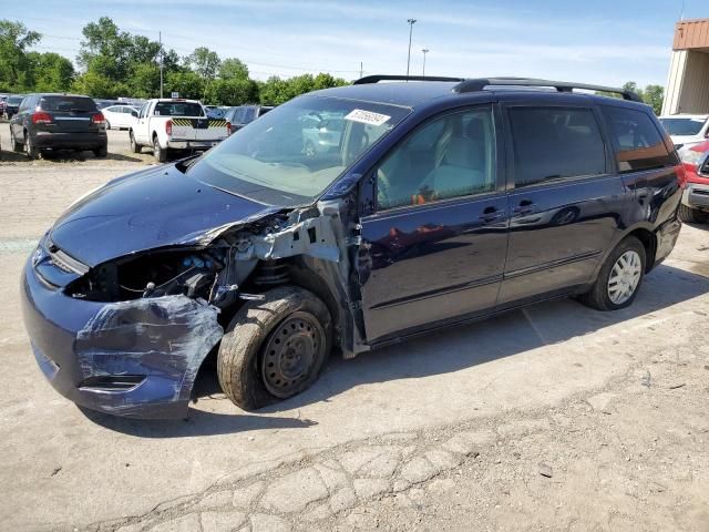 2007 Toyota Sienna CE