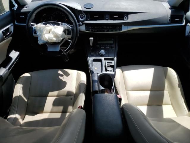 2013 Lexus CT 200