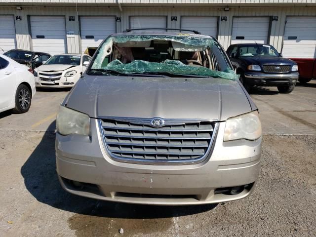 2009 Chrysler Town & Country Touring