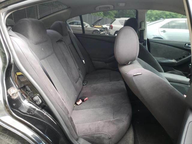 2010 Nissan Altima Base