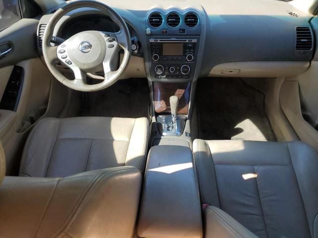 2011 Nissan Altima Base