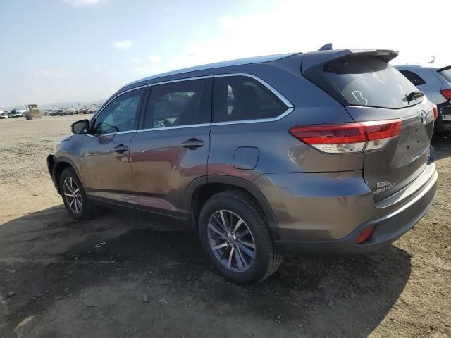 2019 Toyota Highlander SE