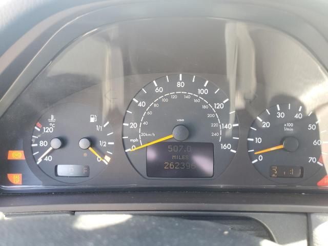 2000 Mercedes-Benz E 320