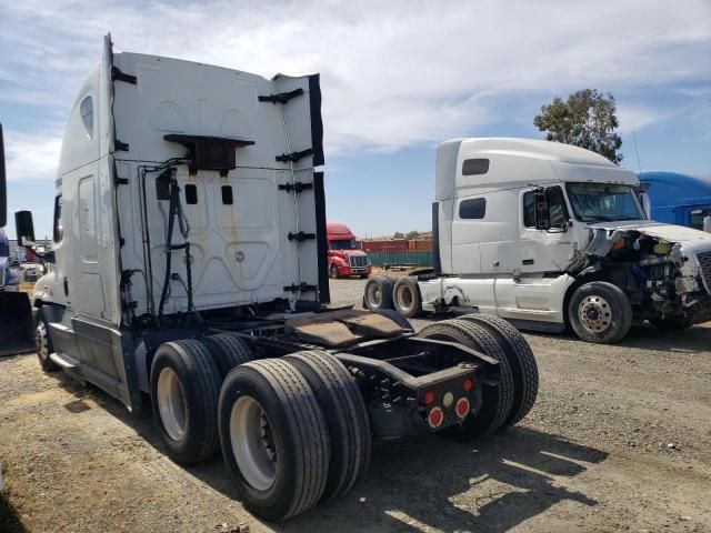 2016 Freightliner Cascadia 125