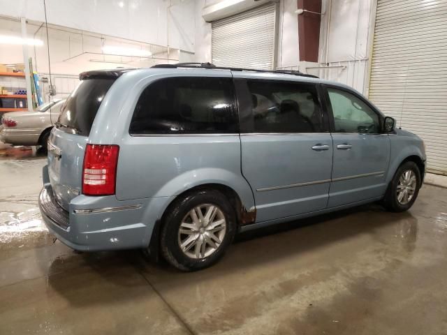 2010 Chrysler Town & Country Touring