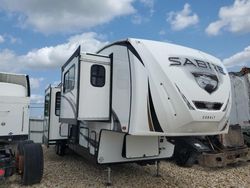Salvage trucks for sale at Grand Prairie, TX auction: 2021 Wildwood Sabre
