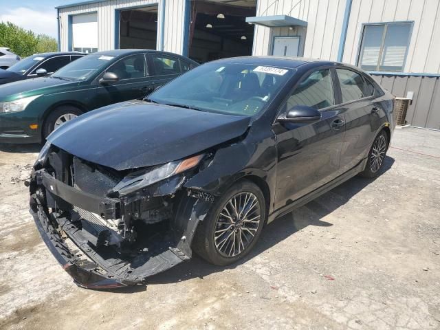 2023 KIA Forte GT Line