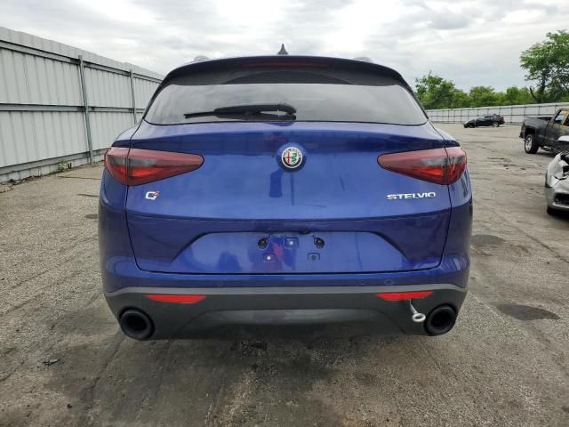 2022 Alfa Romeo Stelvio