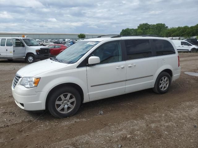 2010 Chrysler Town & Country Touring