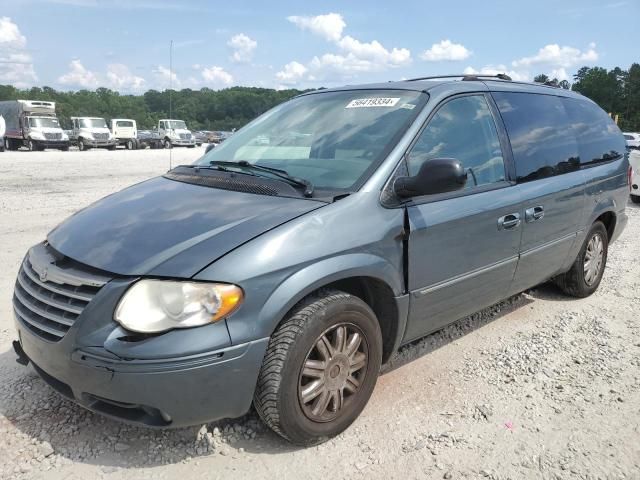 2006 Chrysler Town & Country Limited