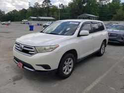 Salvage cars for sale from Copart Savannah, GA: 2013 Toyota Highlander Base