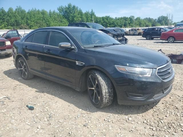 2015 Ford Taurus Limited