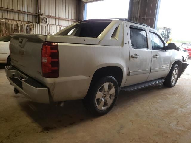 2011 Chevrolet Avalanche LT