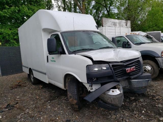 2021 GMC Savana Cutaway G3500