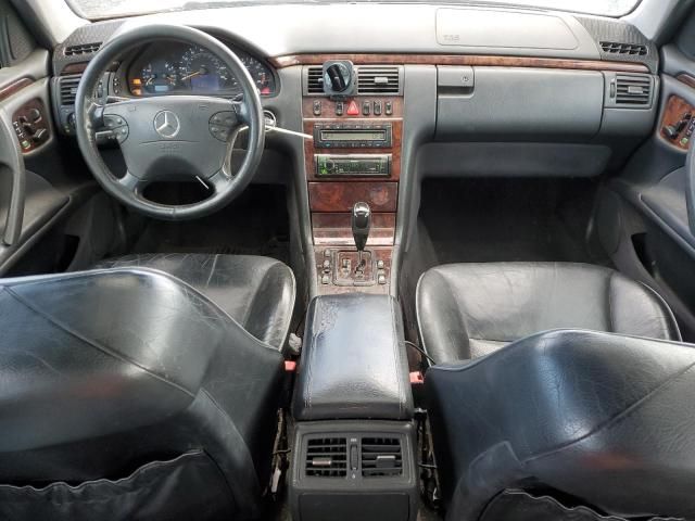 2001 Mercedes-Benz E 320 4matic