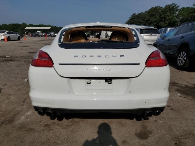 2013 Porsche Panamera S Hybrid