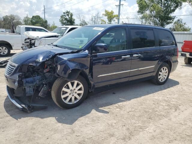 2015 Chrysler Town & Country Touring