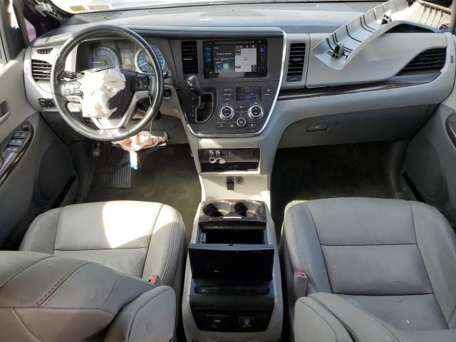 2015 Toyota Sienna XLE