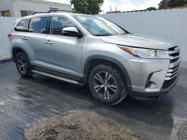 2019 Toyota Highlander LE