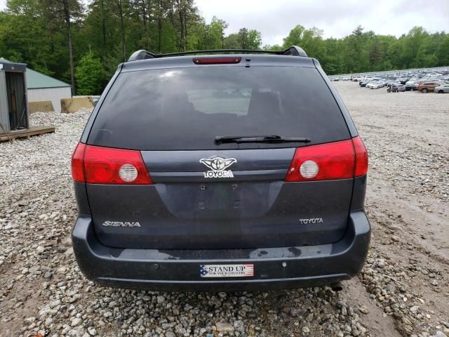 2009 Toyota Sienna XLE