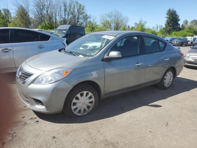 2013 Nissan Versa S