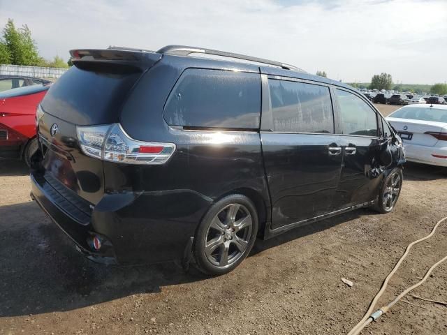 2017 Toyota Sienna SE