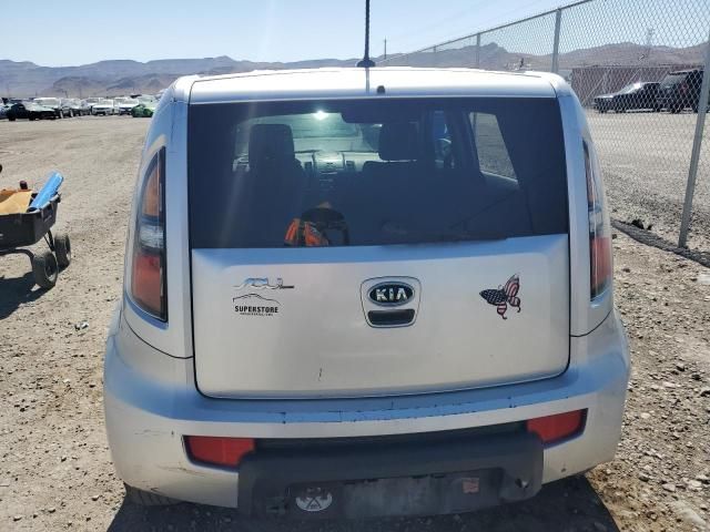 2010 KIA Soul +