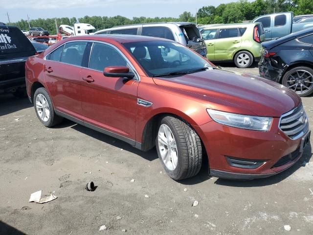 2014 Ford Taurus SEL