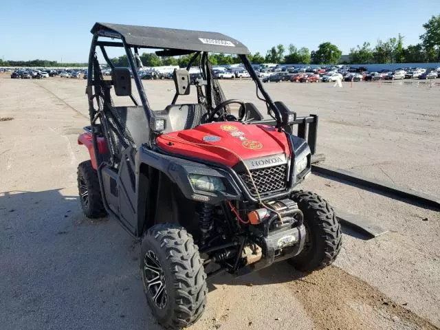 2017 Honda SXS500 M